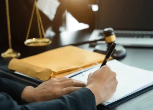 Texas family meeting with asbestos lawsuit lawyer